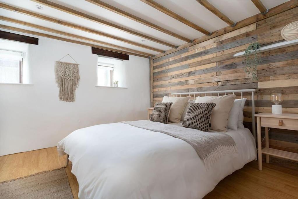 Porthcurno Barns, The Cart Lodge - Cosy Cottage, Walk To Porthcurno Beach, Pedn Vouder & Minack Theatre Penzance Exterior photo